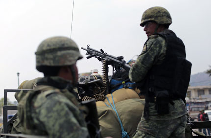 El Ejército mexicano patrulla en el estado de Guerrero, mayo 2015. Pedro Pardo/AFP/Getty Images