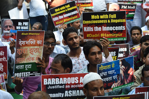 Activistas indios protestan y piden una investigación por la muerte de un hombre musulmán a manos de una turba en Nueva Delhi. Sajjad Hussain/AFP/Getty images