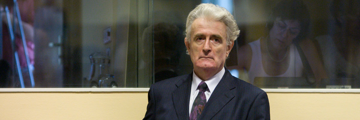 El ex líder de los serbios de Bosnia, Radovan Karadžić , en el TPIY, La Haya. Serge Ligtenberg/Getty Images