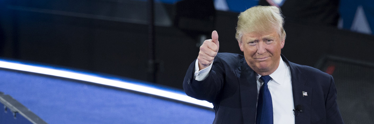 El candidato republicano a las elecciones estadounidenses, Donald Trump, tras asistir al Comité de Asuntos Públicos Estados Unidos-Israel, 2016. Saul Loeb/AFP/Getty Images