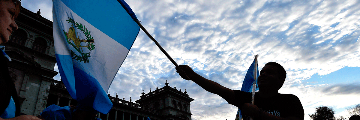 Ciudadanos en Guatemala celebran la dimisión del presidente, Otto Pérez Molina (Rodrigo Arangua/AFP/Getty Images)