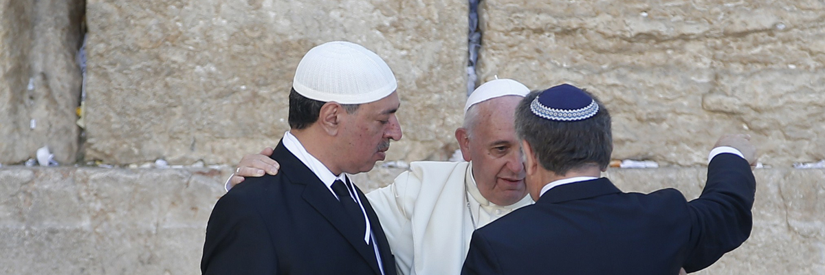 El Papa Francisco, el rabino Abraham Skorka y el líder de la comunidad islámica argentina, Omar Abboud, en Jerusalén. Thomas Coex/AFP/Getty Images