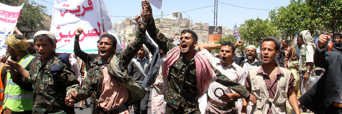 Hutíes yemeníes en una manifestación en la ciudad de Taez en contra de la intervención militar liderada por Arabia Saudí. AFP/Getty Images
