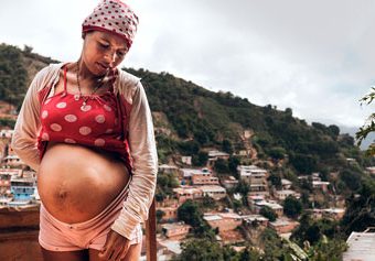 Parir y nacer en la Venezuela del hambre