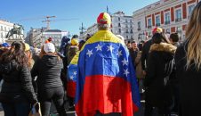 España pulsa la 'tecla diplomática' para la 'normalización' en Venezuela
