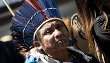 Indígenas: de la 'moda' a la resistencia