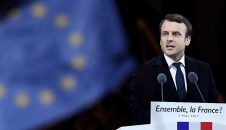 Francia vuelve a creer en la política